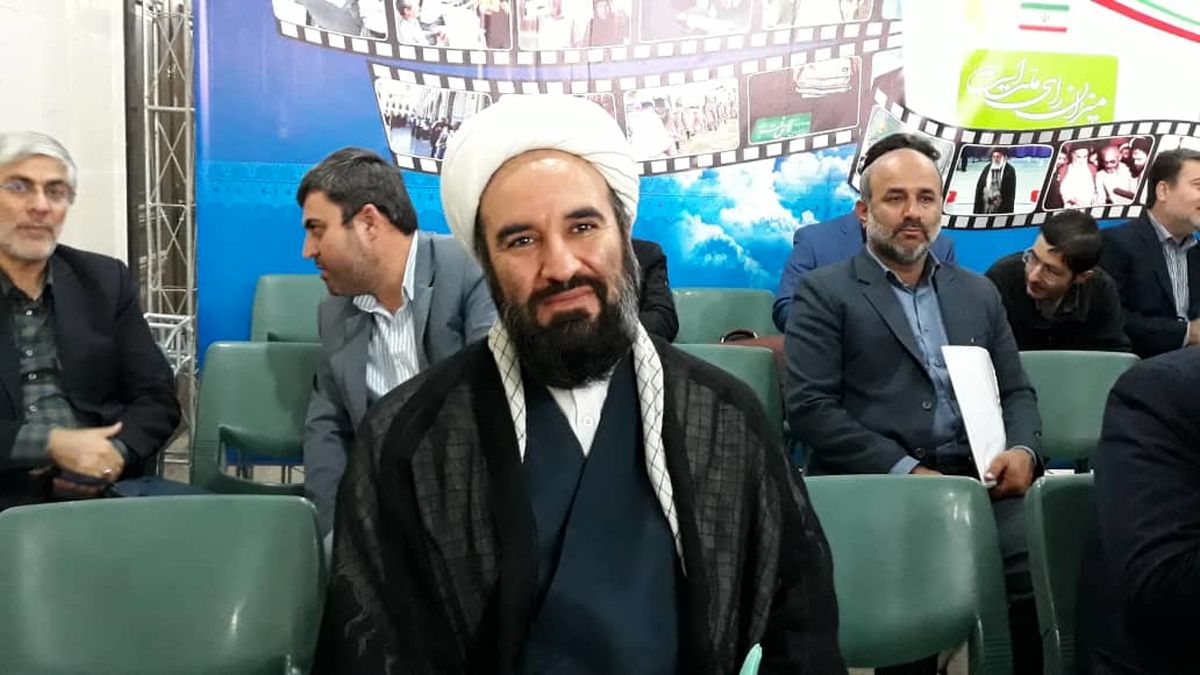 امام جمعه کن در انتخابات ثبت‌نام کرد