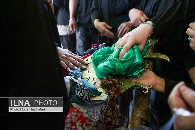 آئین سنتی علم گردانی در روستای تاریخی هزاوه
