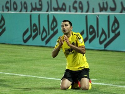 ویدیو: گل اول سپاهان به فجرسپاسی توسط پورقاز