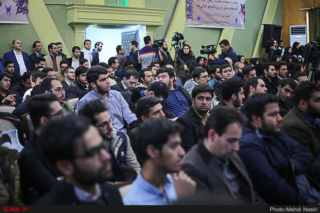 مراسم روز دانشجو در دانشکده فنی مهندسی دانشگاه آزاد تهران غرب