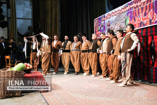 آیین شب چله اورامی ها شه ونشینی هورامیانه در سنندج 