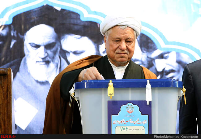 حضور آیت الله هاشمی رفسنجانی پای صندوق رای