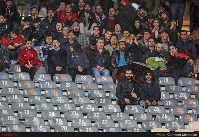 دیدار تیم های فوتبال پرسپولیس تهران و استقلال خوزستان