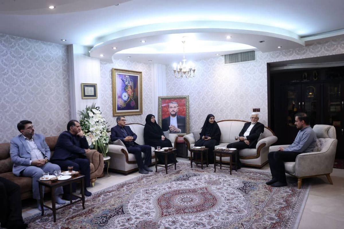  اخلاق‌مداری و حسن‌خلق شهید امیرعبداللهیان زبانزد بود