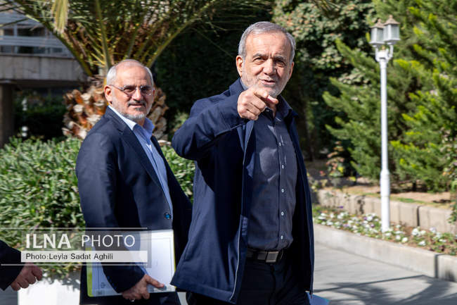 حاشیه جلسه هیات دولت - ۲۹ بهمن