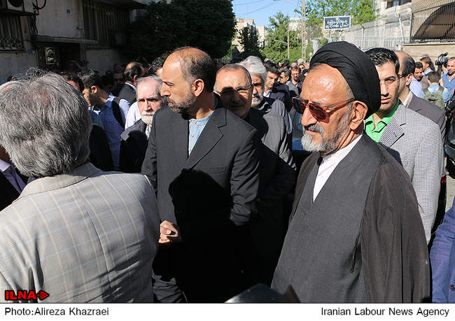 مراسم تشییع پیکر حسین قندی 