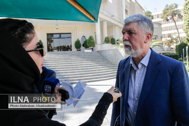 حاشیه جلسه هیات دولت - ۳۰ مهر