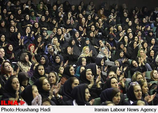 همایش تجلیل از گارگران نمونه زن با حضور آیت الله هاشمی رفسنجانی