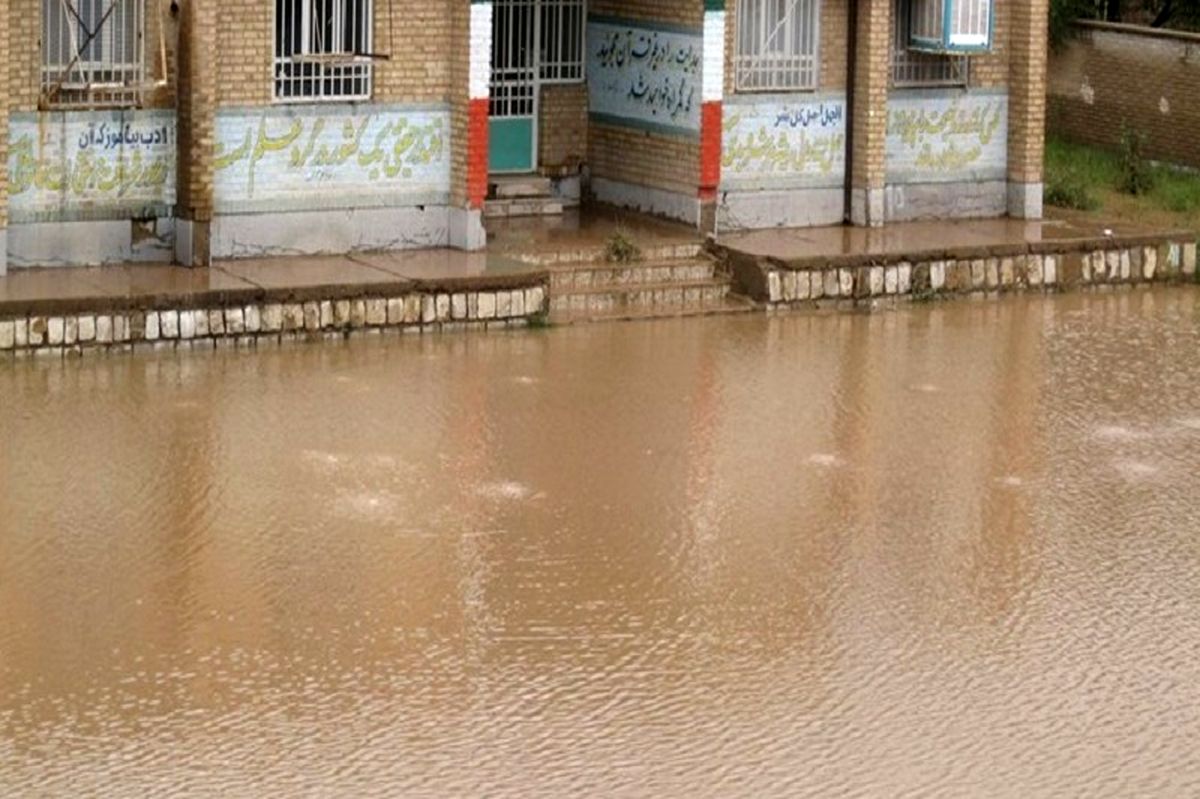 تحصیل در مدارس خوزستان تا پایان اردیبهشت ادامه دارد