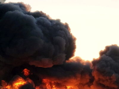 وقوع انفجار گسترده در مرکز تگزاس در پی برخورد کامیون با قطار حامل سوخت 

