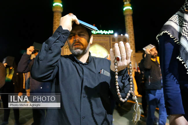 شب بیست و سوم ماه رمضان در امامزاده ابراهیم بن موسی الکاظم ( ع ) قوچان