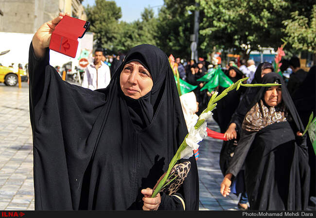 گلباران حرم مطهر رضوی در نخستین روز از دهه کرامت