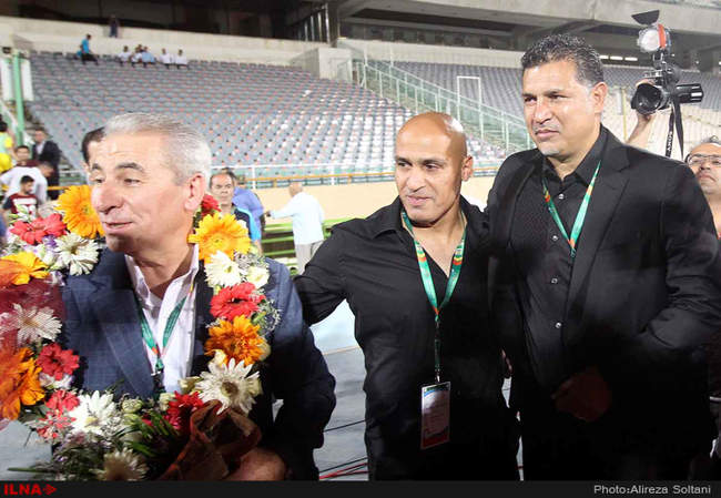 دیدار تیم های استقلال و نفت تهران