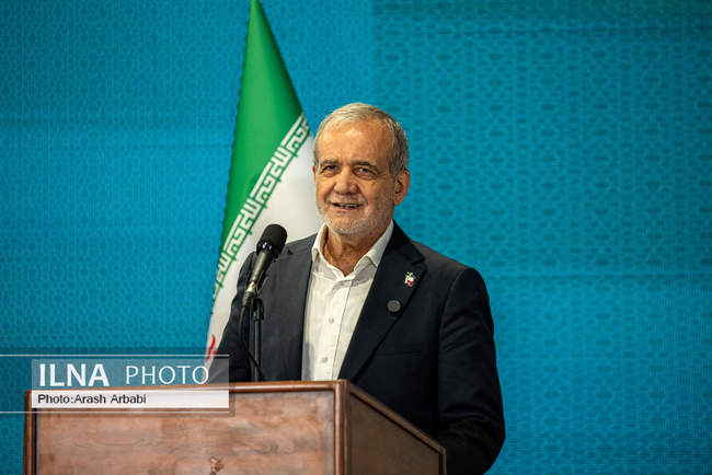 آیین بهره‌برداری از باند شرقی منطقه دو آزادراه تهران - شمال