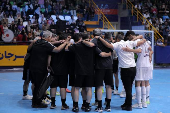 گزارش تصویری دیدار گیتی پسند و گهرزمین سیرجان