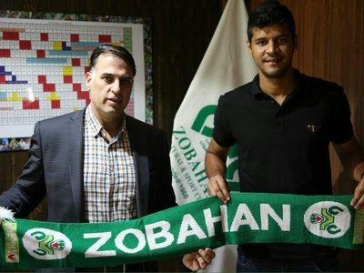 گفتند بازیکن خیابانی به ایران آوردم/ از قوانین پوسیده بهترین بهره‌برداری را کردی