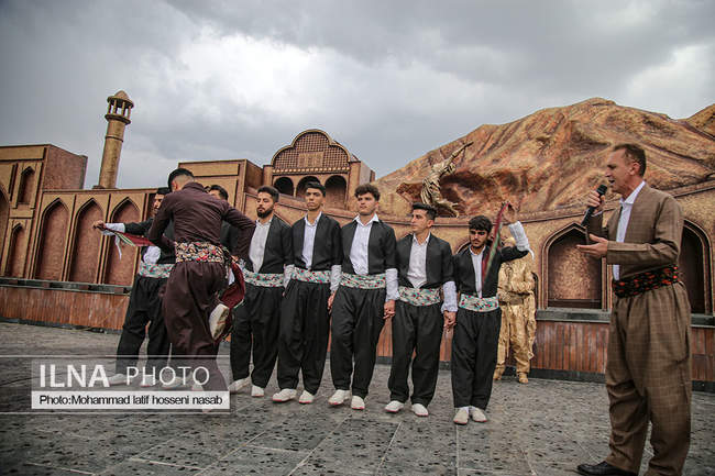 اختتامیه برنا مه های روز سنه در پارک روجیار با حضور مسئولین و مردم بر