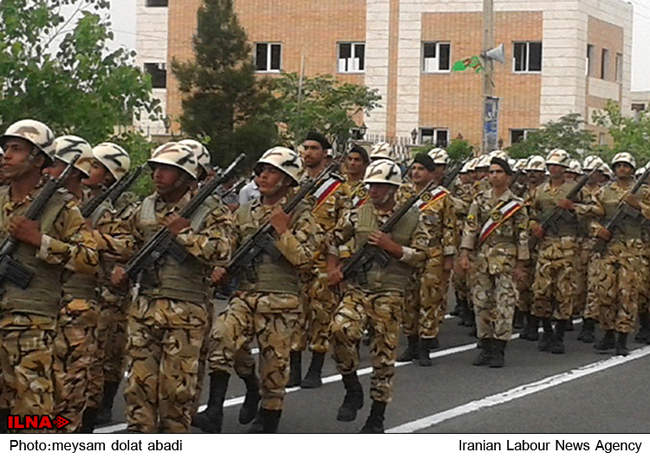 مراسم رژه ارتش آران و بیدگل