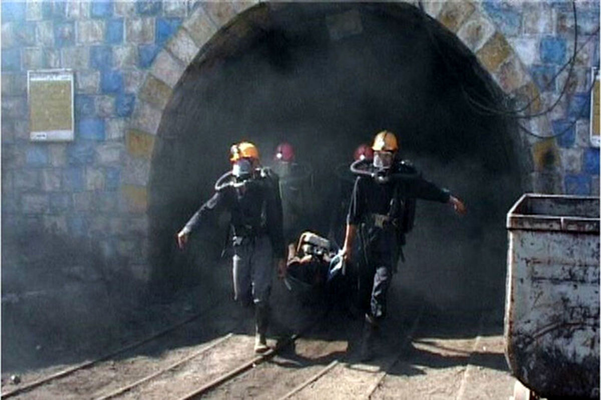 یک کارگر در حادثه ریزش معدن زغال سنگ پروره طبس جان باخت 