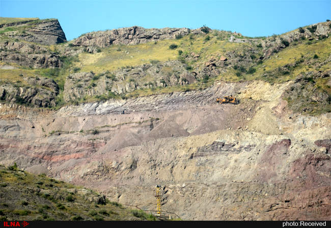 برداشت بی رویه از معادن و خشن سازی طبیعت کوهستانی رودبار گیلان