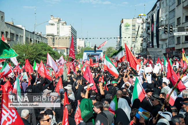مراسم تشییع پیکر مطهر رهبر شهید انقلاب / 3