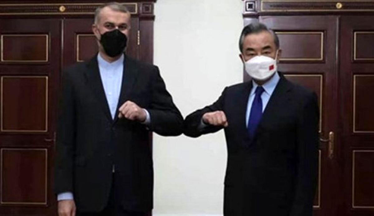 گفت‌وگوی تلفنی وزرای خارجه ایران و چین