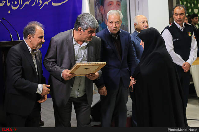 مراسم تجلیل از خانواده شهدای آتشنشان حادثه ساختمان پلاسکو