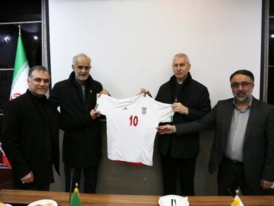 بازدید وزیر روسیه از مرکز ملی فوتبال