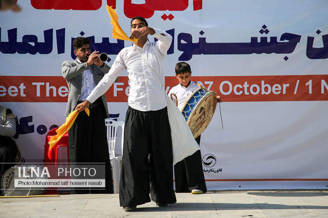 پانزدهمین جشنواره تئاتر خیابانی مریوان
