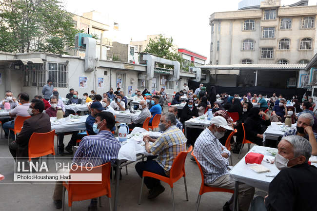 نشست مشترک تشکلهای کارگری و کارفرمایی در خانه کارگر 