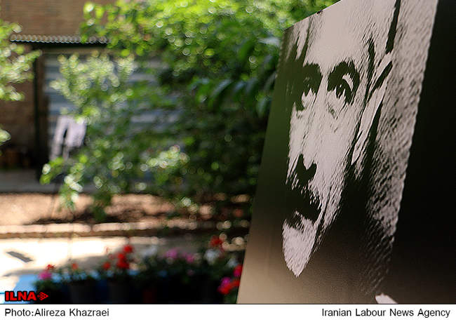 بازدید جمعی از هنرمندان از پروژه های شرکت توسعه فضاهای فرهنگی شهردار