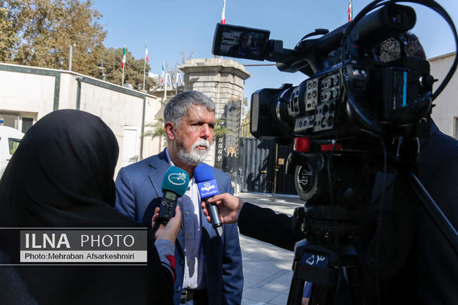 حاشیه جلسه هیات دولت - ۳۰ مهر