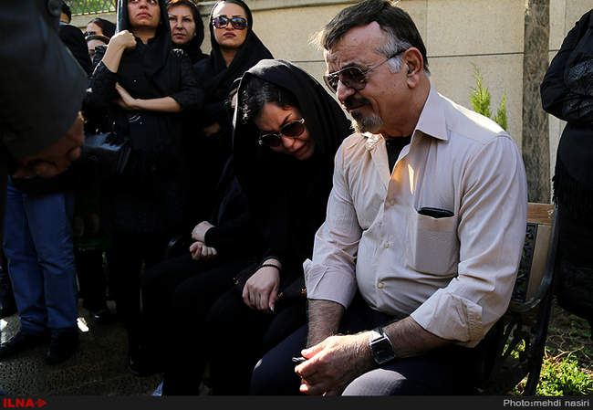 مراسم تشییع پیکر بانو ثریا حکمت در خانه سینما