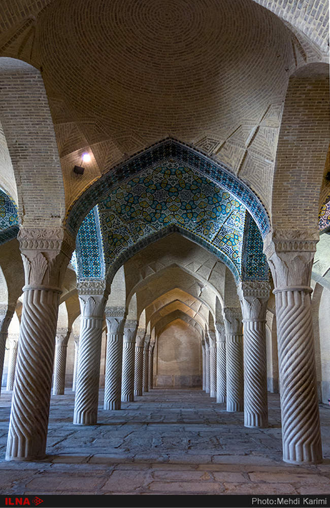 ایران زیبا / معماری باشکوه مسجد وکیل ، یادگاری از دوره زندیه در شیراز�
