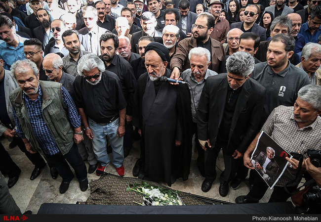 مراسم تشییع پیکر یدالله صمدی