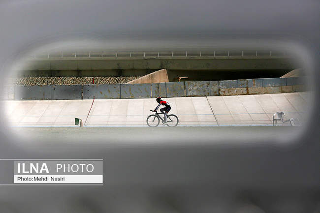 مسابقات لیگ برتر دوچرخه‌سواری پیست سرعت بانوان