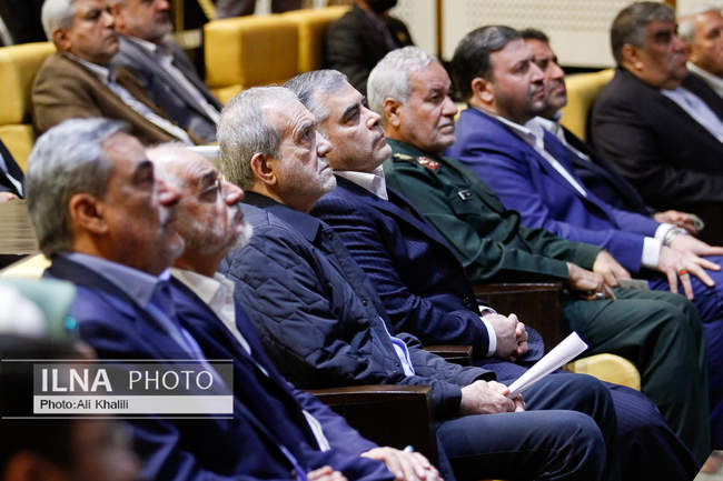 امضای قراردادهای میدان گازی مشترک پارس جنوبی