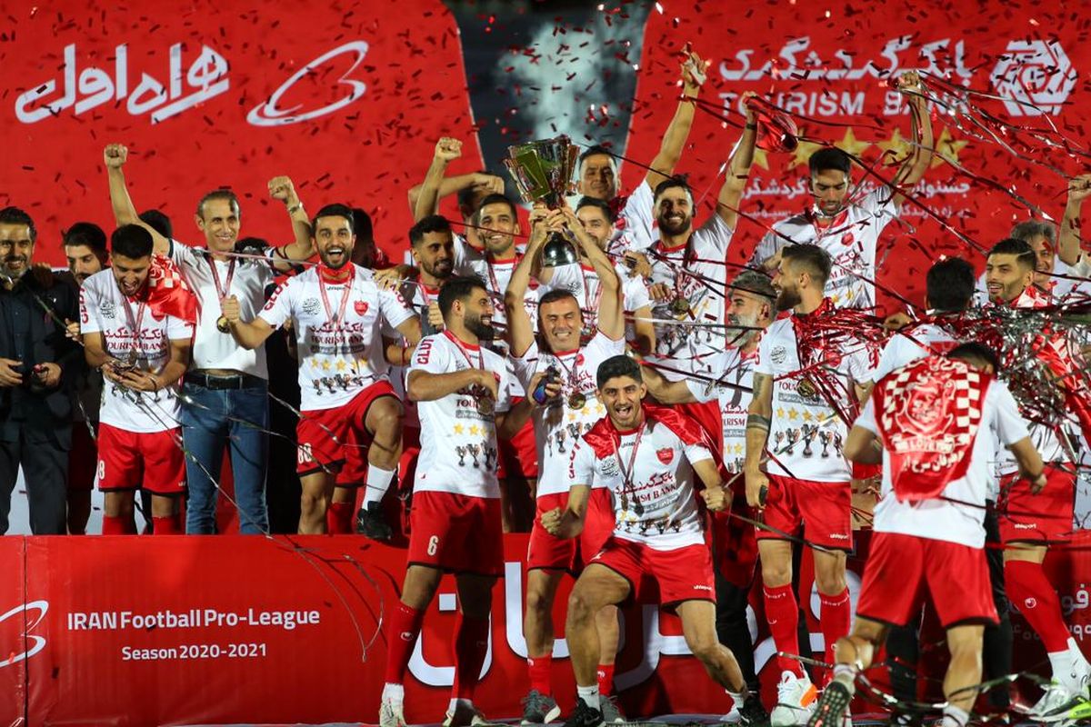 تصاویری جالب از قهرمانی پرسپولیس و گلات شاگردان یحیی گل محمدی (ویدئو)