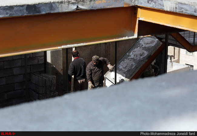 چرخ اقتصاد از چرخش بازوان کارگران می چرخد