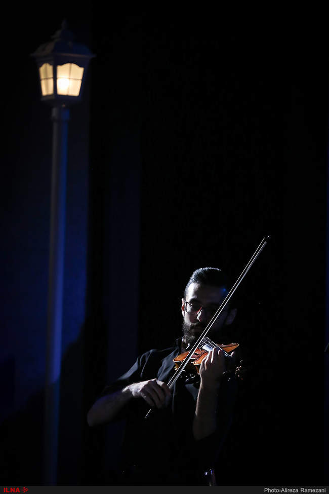 کنسرت ترانه های قدیمی به رهبری نیما فاتحی