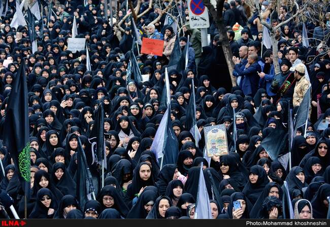 اجتماع عظیم عزاداران فاطمی و تشییع شهدای گمنام و مدافع حرم - مشهد