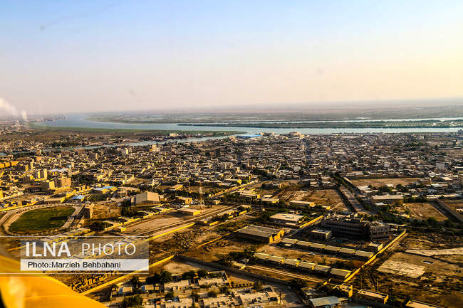 آبادان؛ شهری که هنوز بوی نفت، صدای لنج و خاطره‌ی مقاومت می‌دهد