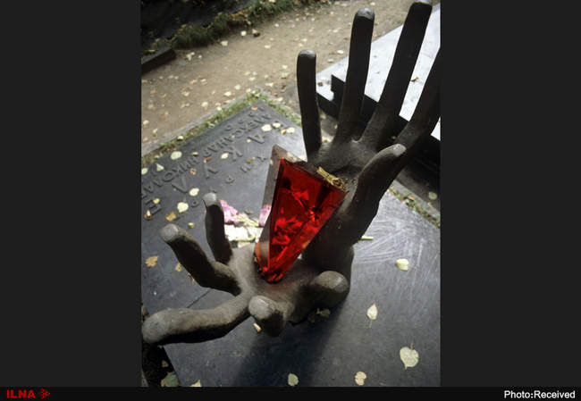 قبرهای عجیب و قبرستان‌های زیبا