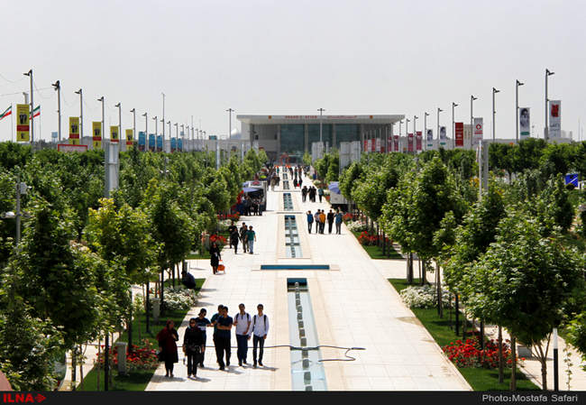  بیست و نهمین نمایشگاه کتاب تهران 