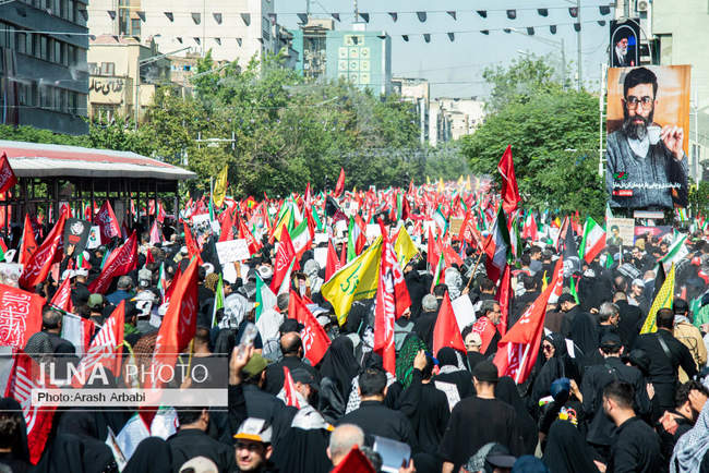 مراسم تشییع پیکر مطهر رهبر شهید انقلاب / 3
