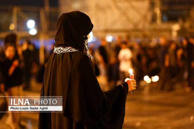 برگزاری آیین شام غریبان در میدان امام حسین(ع)