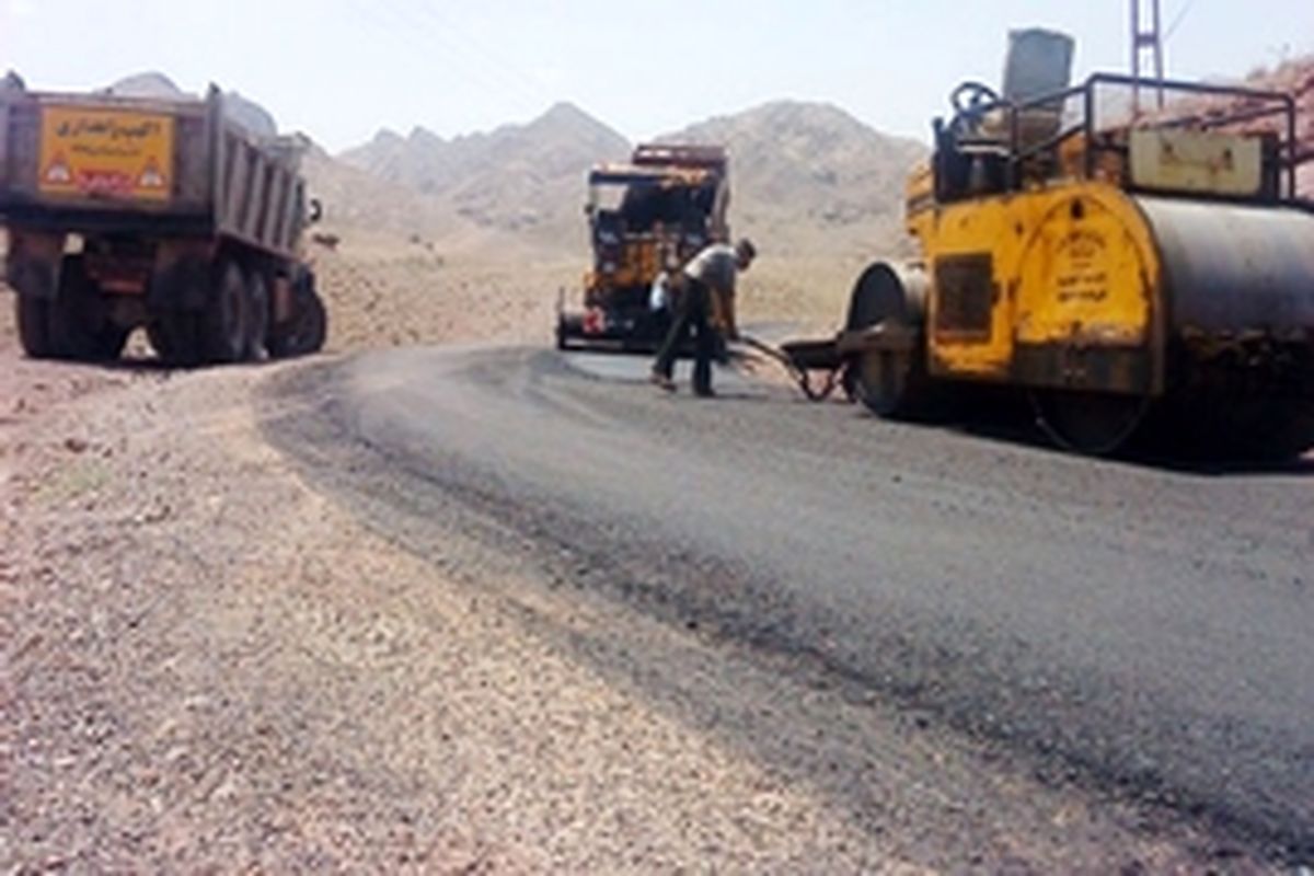 بهره برداری از ۴.۵ کیلومتر آسفالت راه روستایی در رشت