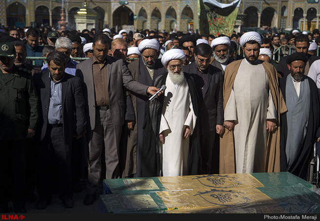 تشییع پیکر هفت تن از مدافعان حرم لشکر فاطمیون در قم