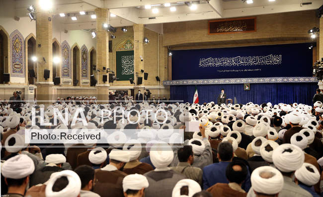 دیدار جمعی از روحانیون، مبلغان و اساتید حوزه‌های علمیه کشور با مقام 