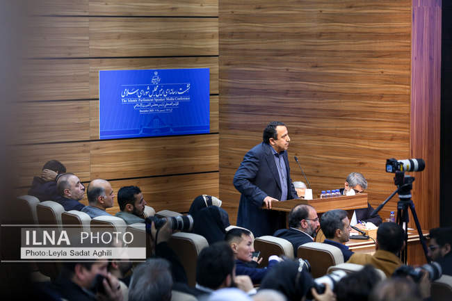 نشست خبری رئیس مجلس شورای اسلامی